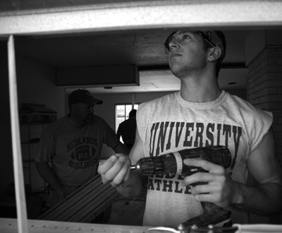 Student works on house in New Orleans